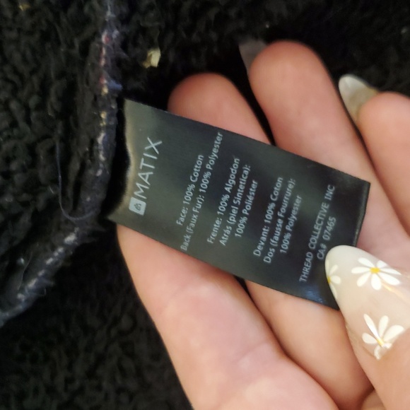 Fleece Lined Blue & Gray Plaid Button-Up Shirt - Picture 7 of 7